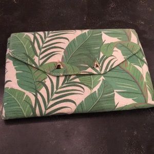 Stella and Dot tropical clutch/crossbody.